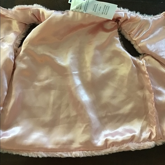 Minnie Mouse Faux Fur Vest w/Leggings 18 mo - Picture 6 of 6